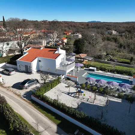 Casa Belladonna For Four *